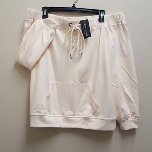 FASHION NOVA Sweatshirt  Sz. Small (2 - 4)